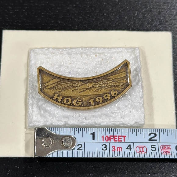 Harley-Davidson 1996 Vintage HOG Pin - Picture 2 of 3